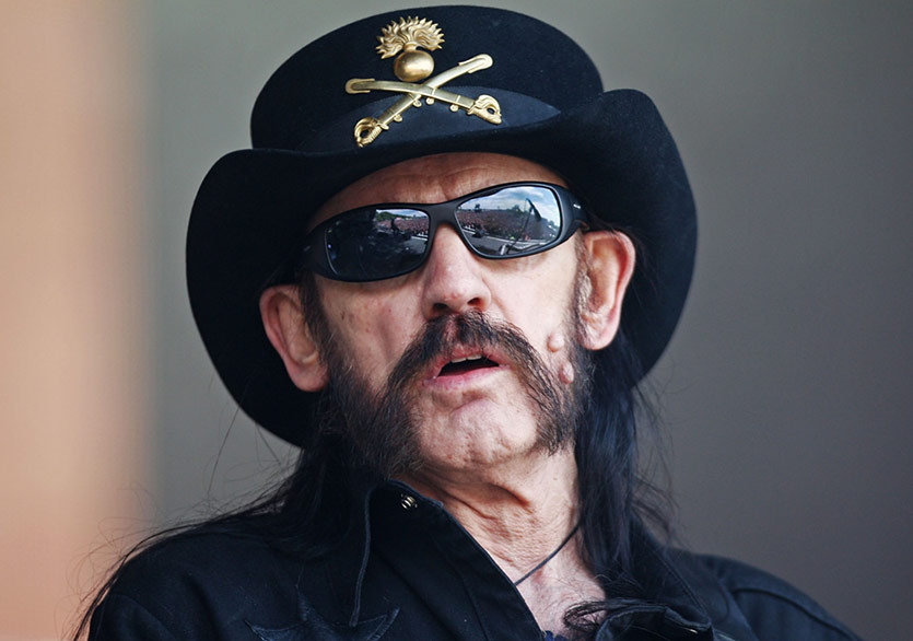 Metallica’dan Lemmy Kilmister’a Saygı Duruşu