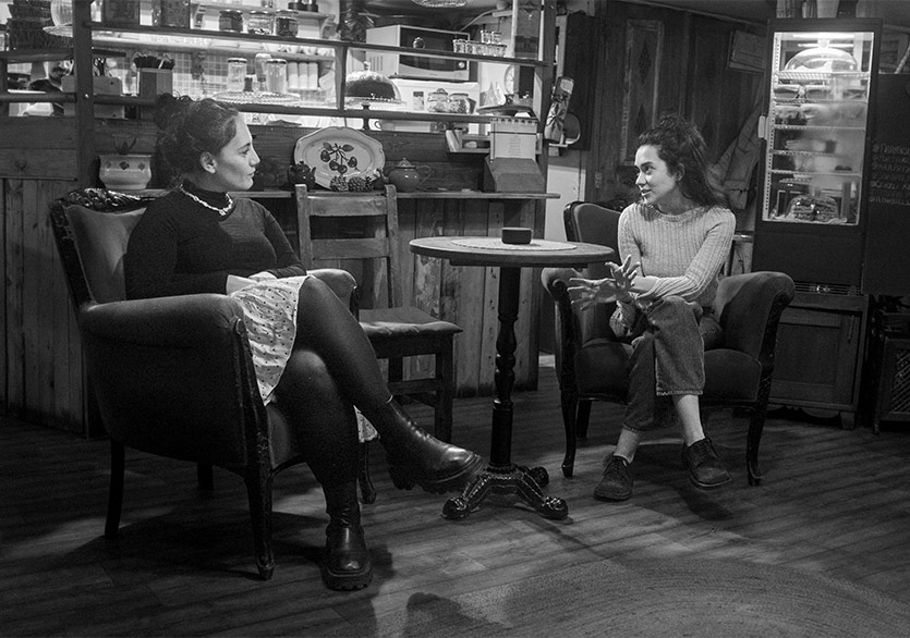 Nadir Sönmez İmzalı “Peki” Oyunu Koma Sahnesi’nde