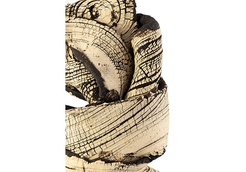 Çağla Köseoğulları’nın “Daireler Çizerek Sürekli Uçuyorlardı” Sergisi SANATORIUM’da