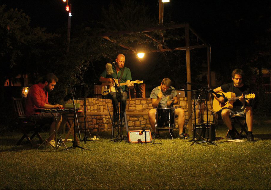 Türkçe Sözlü Indie Müzik ‘Biz’imle