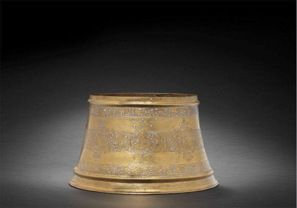 Bonhams Müzayedesinin En Değerli Parçası İznik Çinisi Oldu