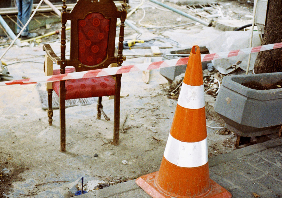 Tuhaf Bir Duygunun Fotoğrafları