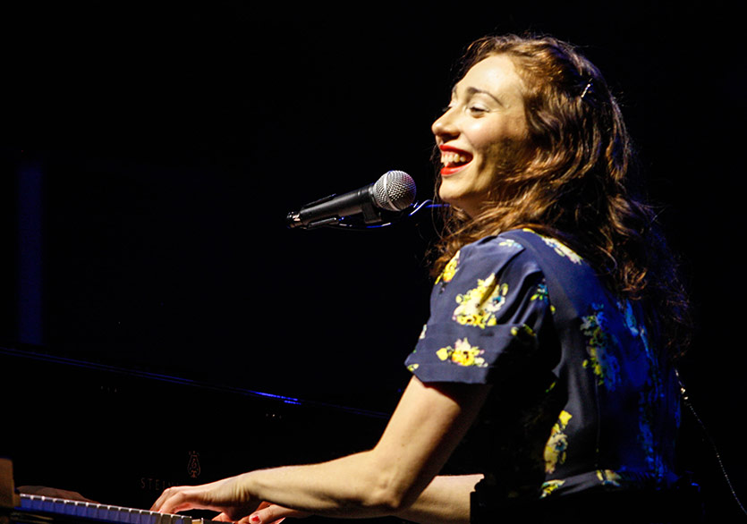 Regina Spektor’dan “While My Guitar Gently Weeps” Yorumu