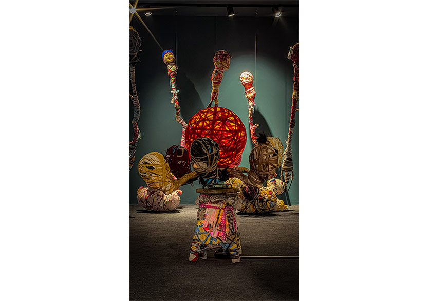 Moni Salim Özgilik’in “Adrift/Askıda” Enstalasyonu Belm’art Space Ankara’da