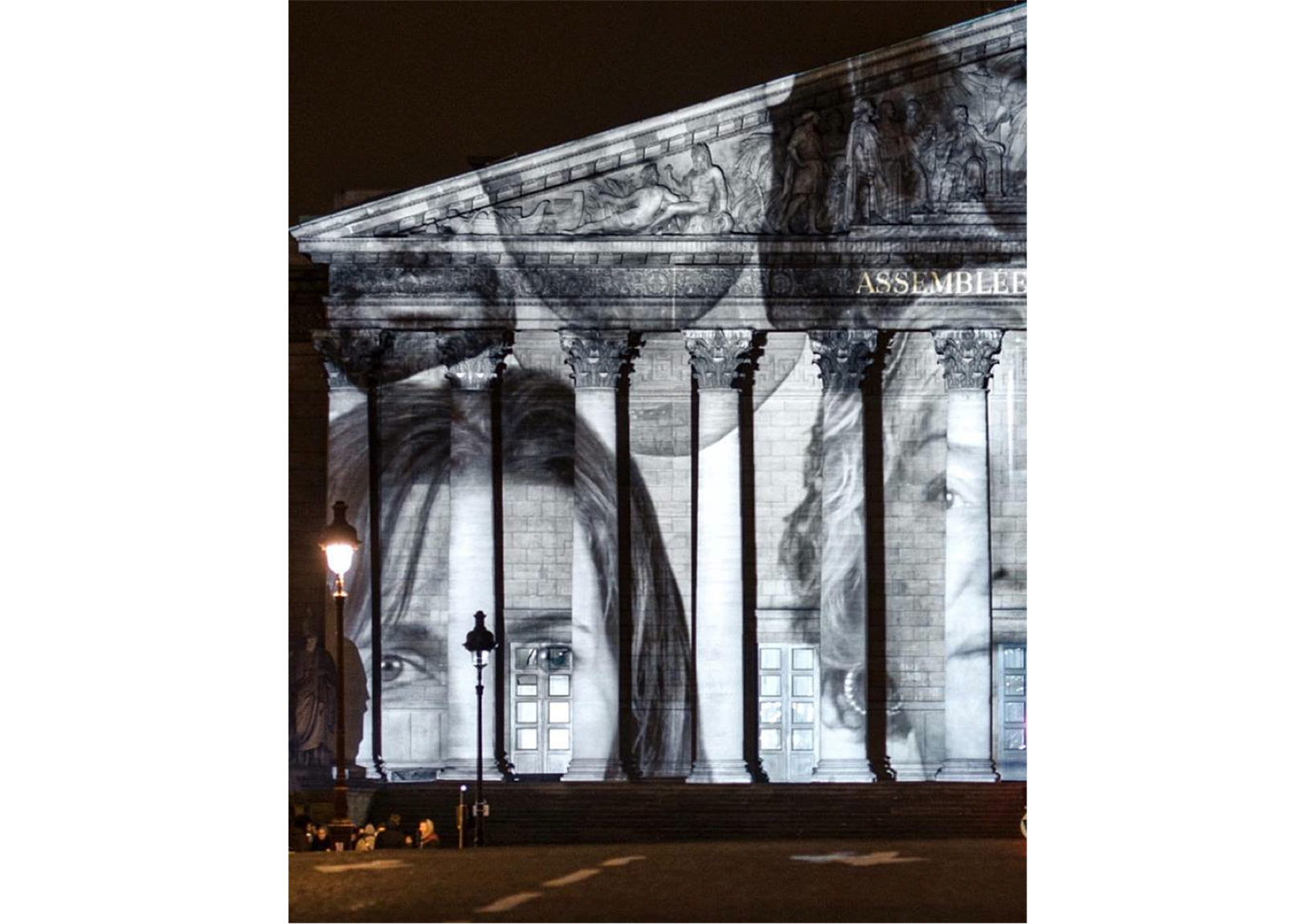 JR, Darren Aronofsky ve Massive Attack Güçlerini Birleştirdi