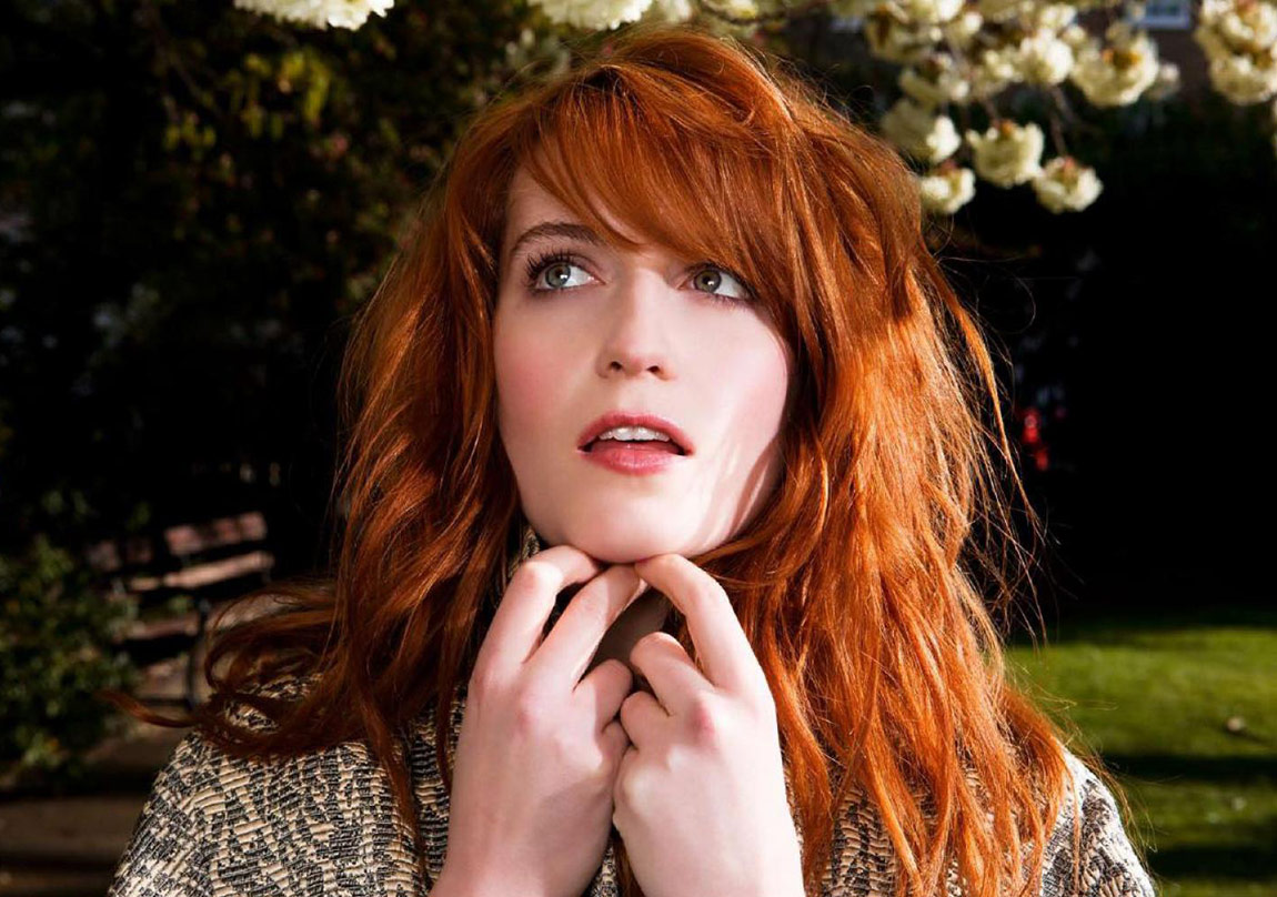 Florence + The Machine Tim Burton’ın Yeni Filmi İçin Şarkı Söyledi