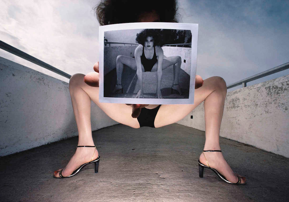 Sürrealizmden Etkilenen Hipnotik Kareler