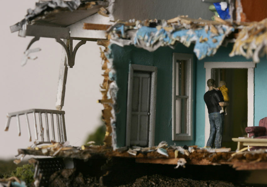 Büyük Hayatlar, Küçük Bedenler