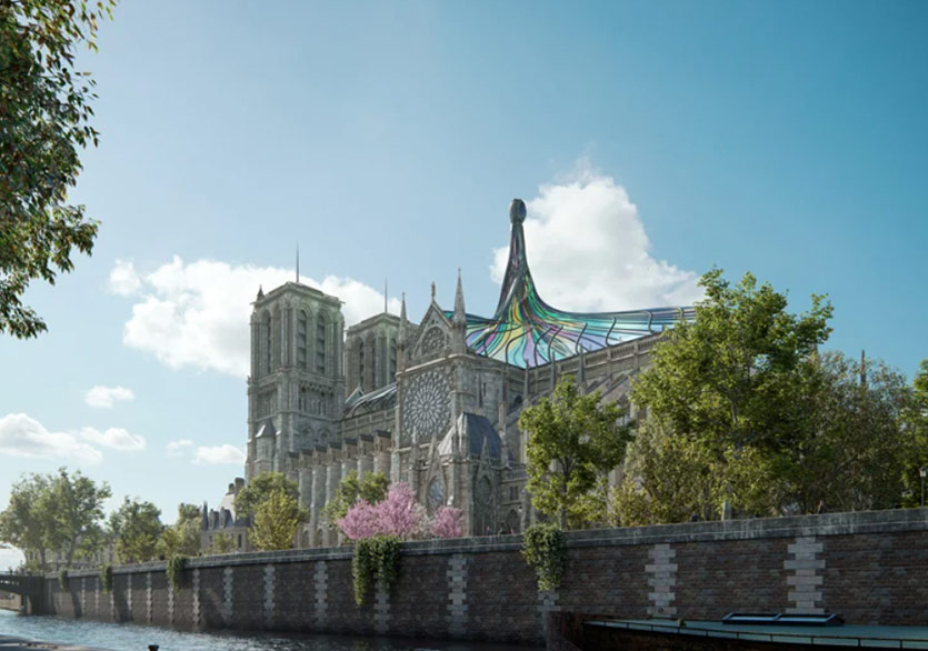 Notre Dame Katedrali’ne Vitraydan Çatı ve Heykel