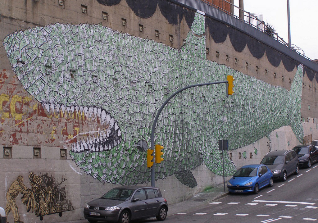 Kendi Duvar Resimlerini Yok Etti