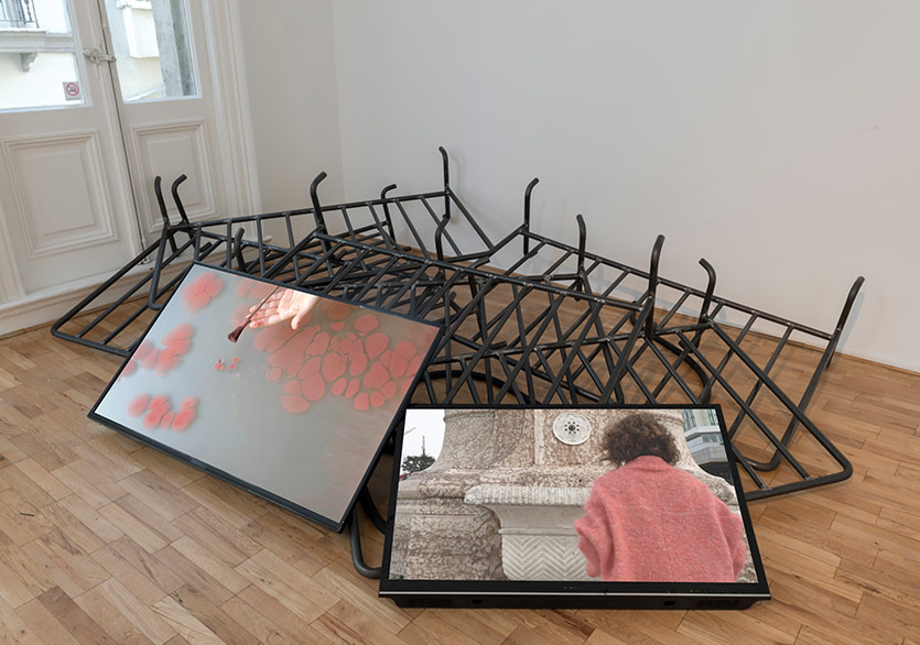 Sibel Horada’nın “Kesinti ve Akış” Sergisi Versus Art Project’te