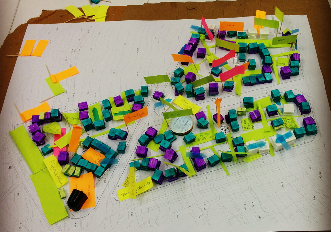 Bu Serginin Adı Da Kendi De Umut