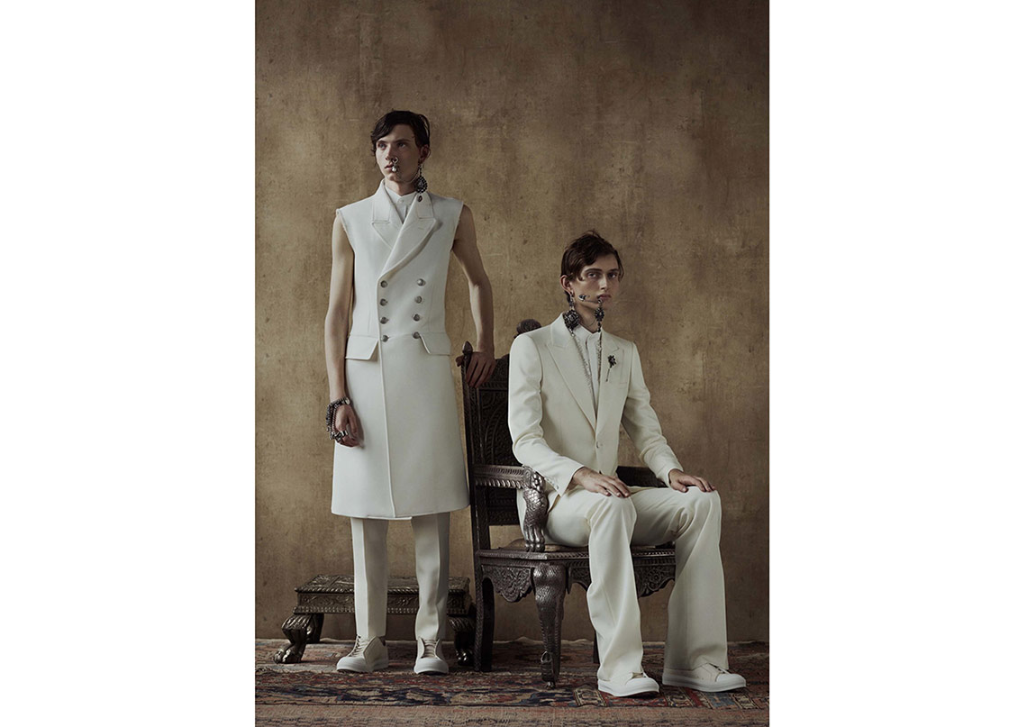 Alexander McQueen: 1960 vs 2017