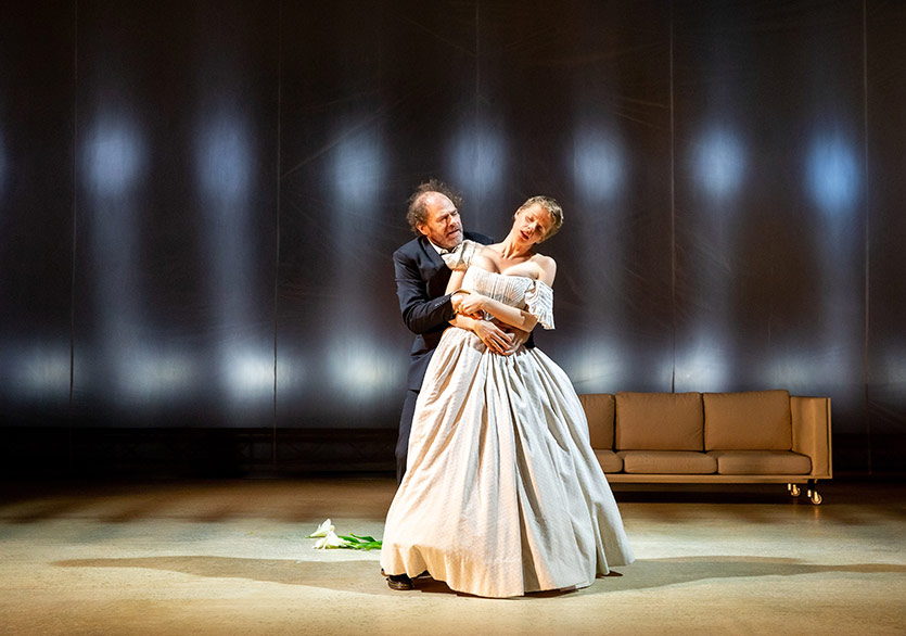 Flaman Kraliyet Tiyatrosu’nun “Bovary”si 29. İstanbul Tiyatro Festivali’nde 