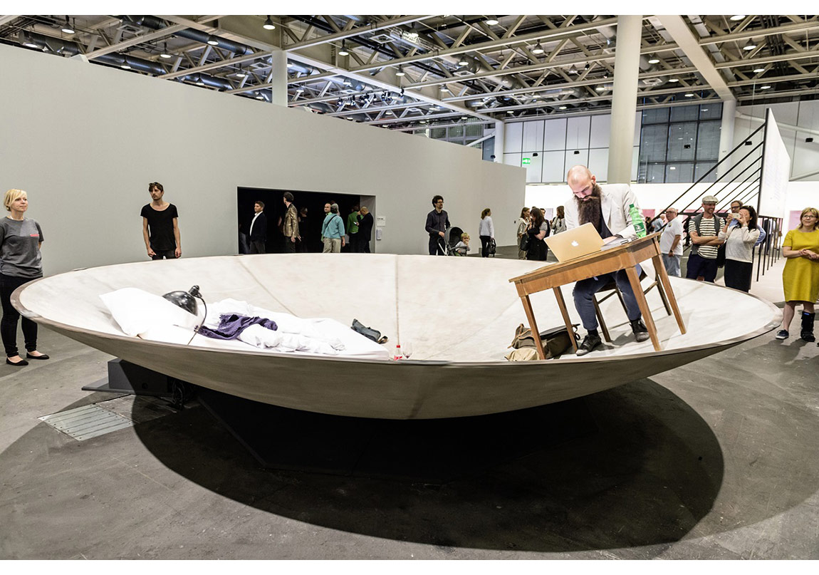 Dün Başlayan Art Basel'in Dikkat Çekenleri
