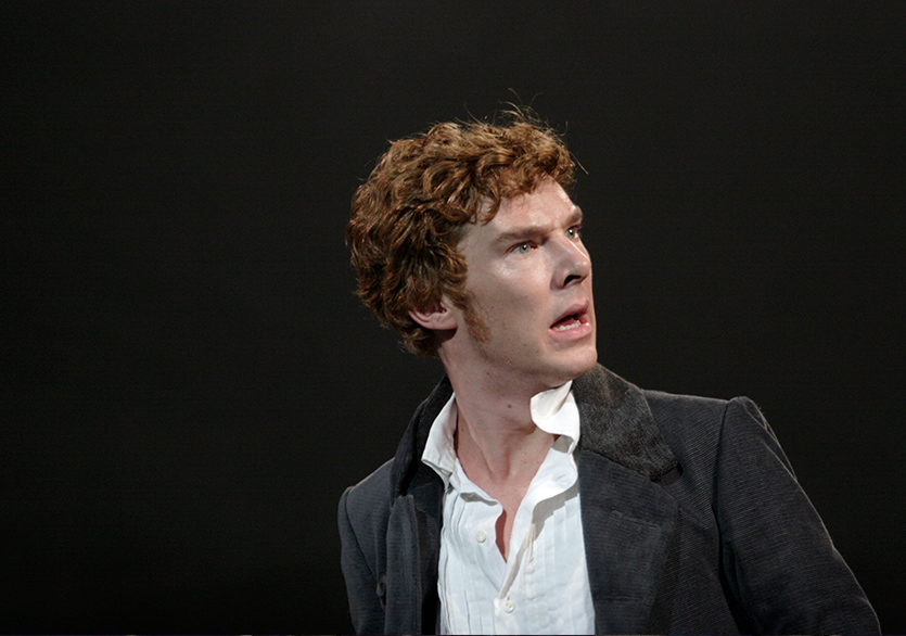 NationalTheatre Salon Sahnesinde