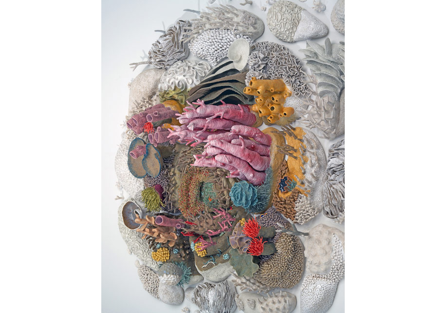 Heykellere Yansıyan Denizin Derinliklerindeki Güzellikler