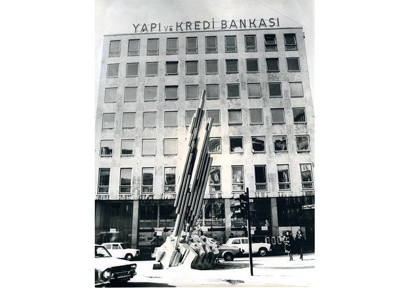 Yapı Kredi Kültür Sanat Yayıncılık’tan 100. Yıla Özel Sergi: “Yüzyılın İzleri – Koç Topluluğu ve Sanat”