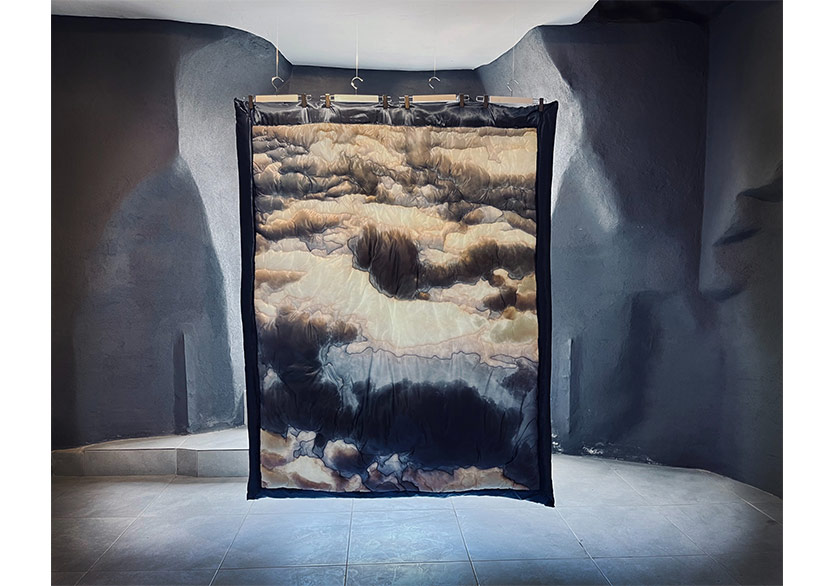 Mina Pembe Malaz Küratörlüğündeki “‘Ben’ler” Sergisi Balat’ta