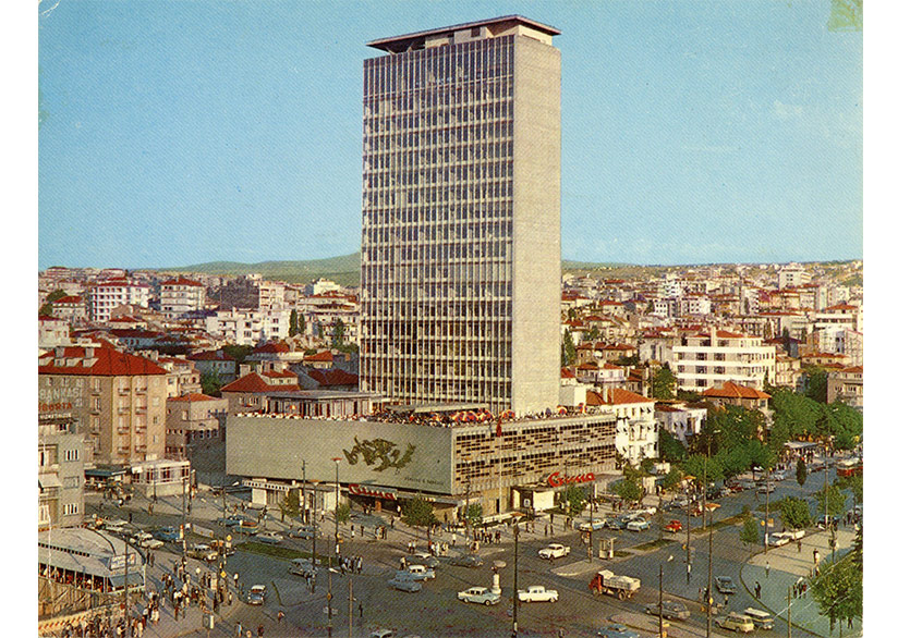 Salt Ulus’un Sonbahar Gösterimleri
