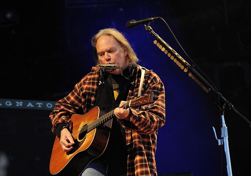 Neil Young’dan Dört Plaklık Set Müjdesi