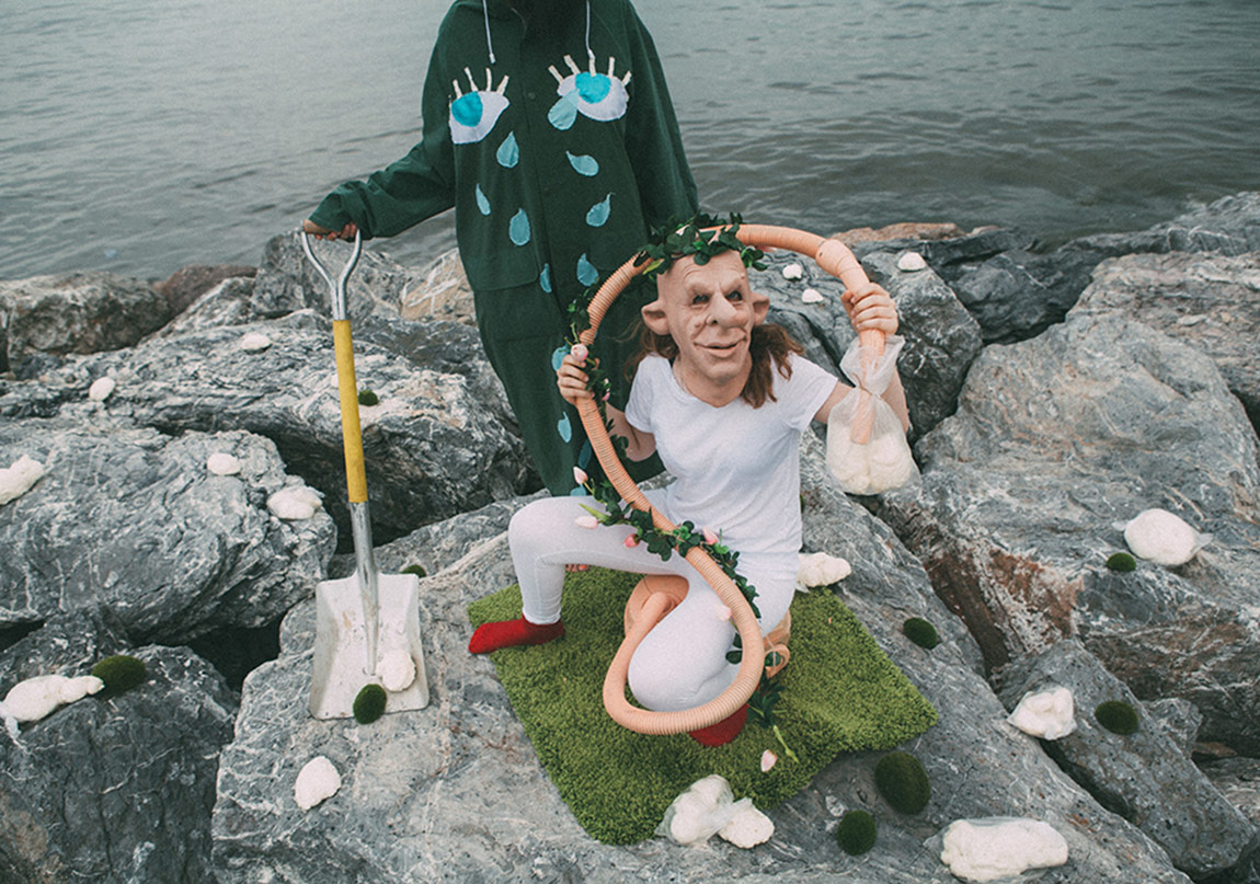 Görmeye Katlanamamak ya da Defalarca İzlemek