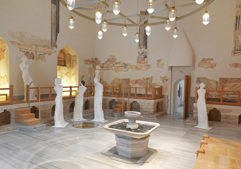 Zeyrek Çinili Hamam 13 Yıllık Restorasyonun Ardından Yeniden Hayat Buluyor