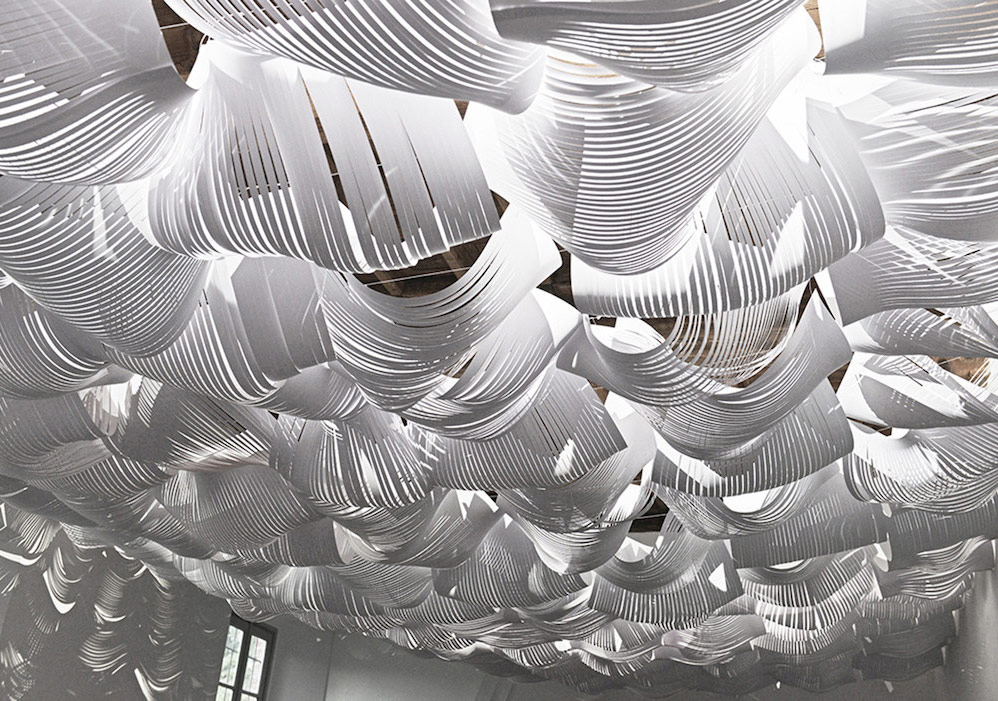 Dev Boyutta Kağıttan Heykeller