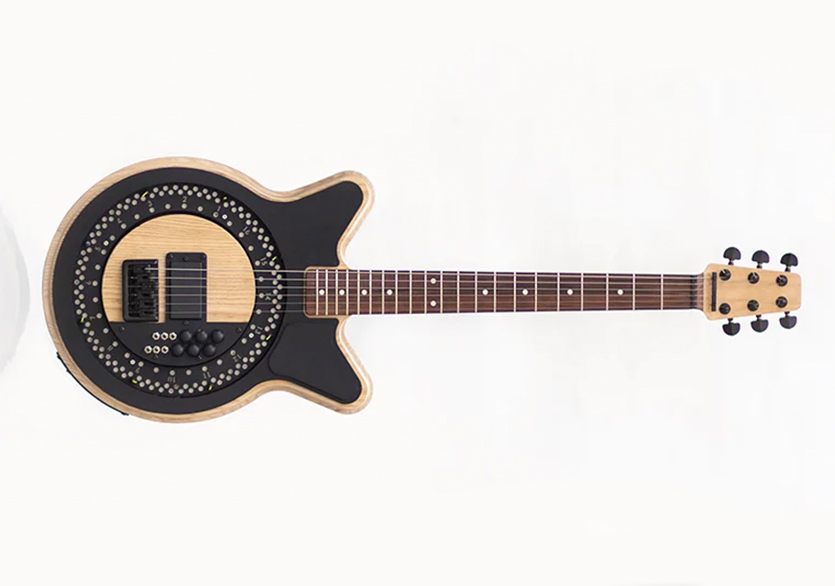 Kendi Kendine Çalan Elektro Gitar
