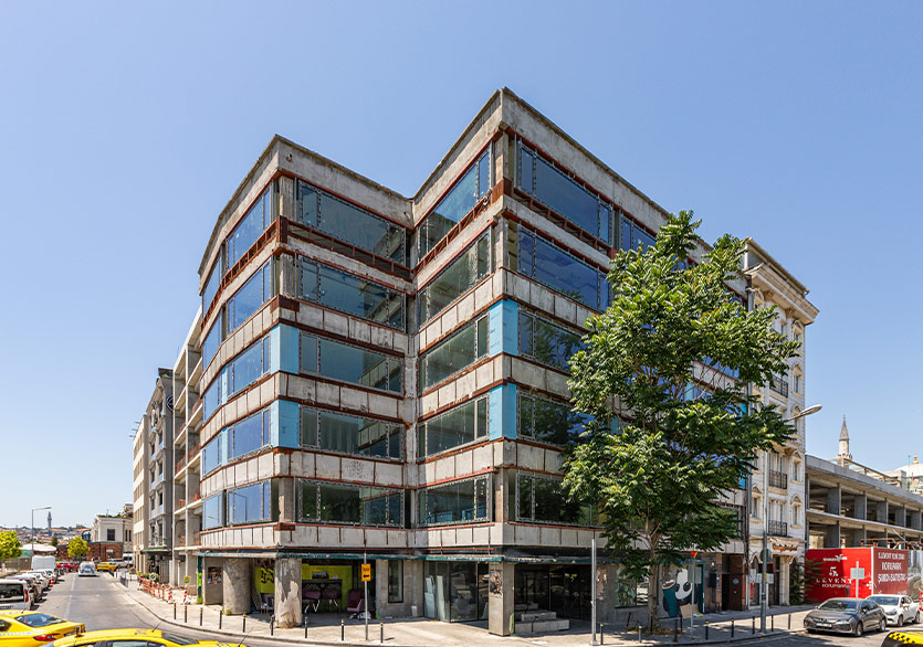 18. İstanbul Bienali’nin Mekânları Belli Oldu