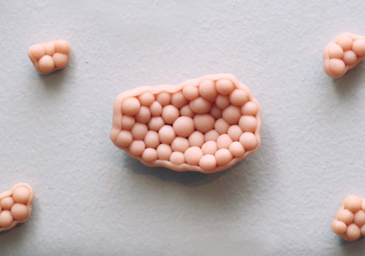 Çizmekle İlgili Her Şeyi Seven Bir Kadın