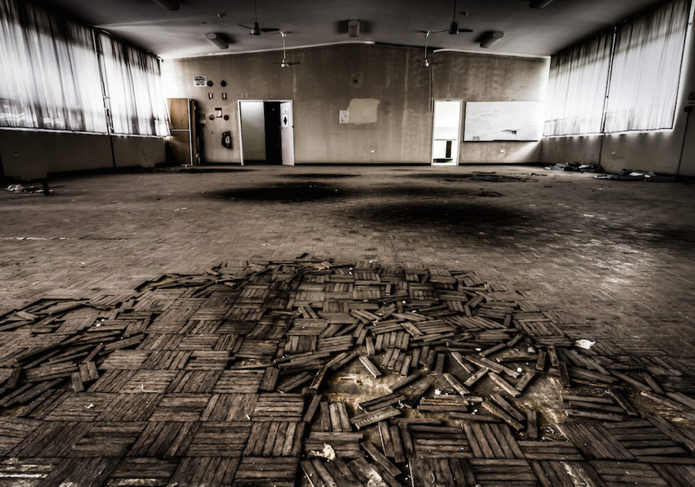 Unutulmuş Binaların Hikayeleri