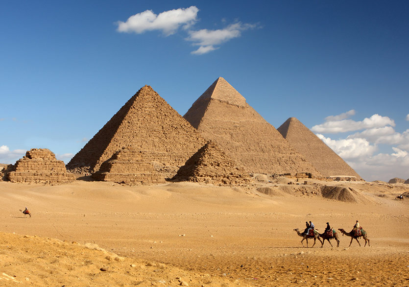 Bent Piramidi 50 Yıl Sonra İlk Kez Ziyarete Açıldı
