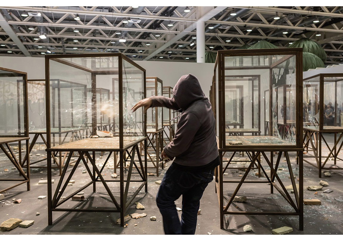 Dün Başlayan Art Basel'in Dikkat Çekenleri
