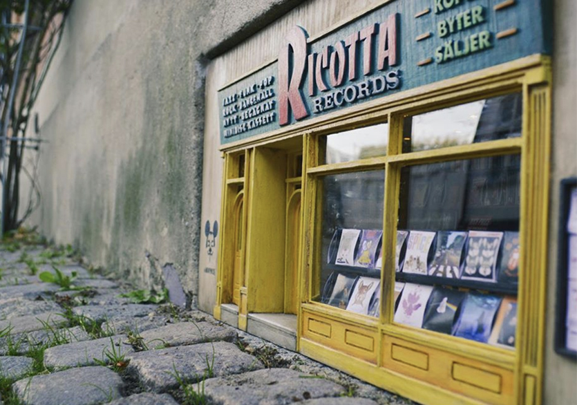 Farelere Özel Plak Dükkânı