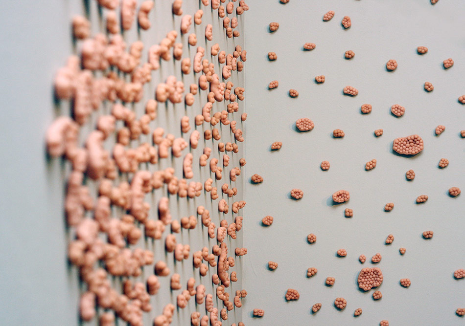 Çizmekle İlgili Her Şeyi Seven Bir Kadın