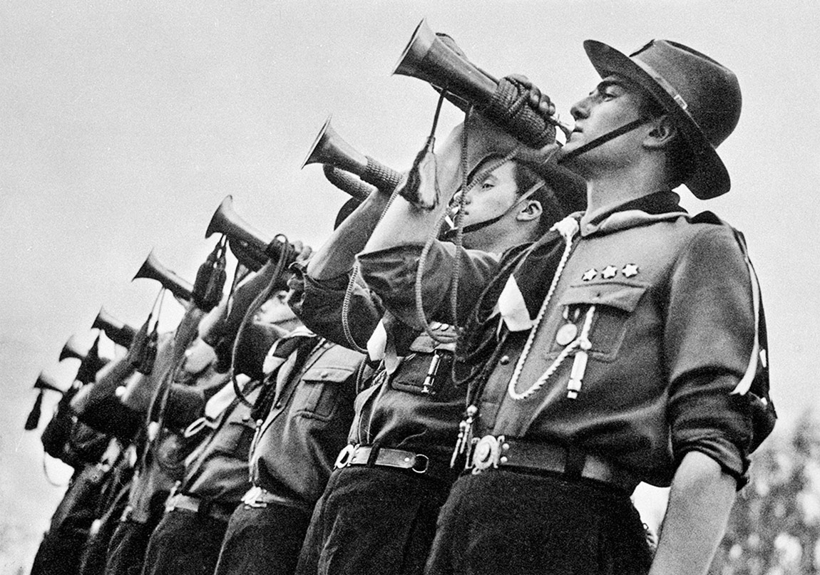 İnsan İnsanı Çekermiş