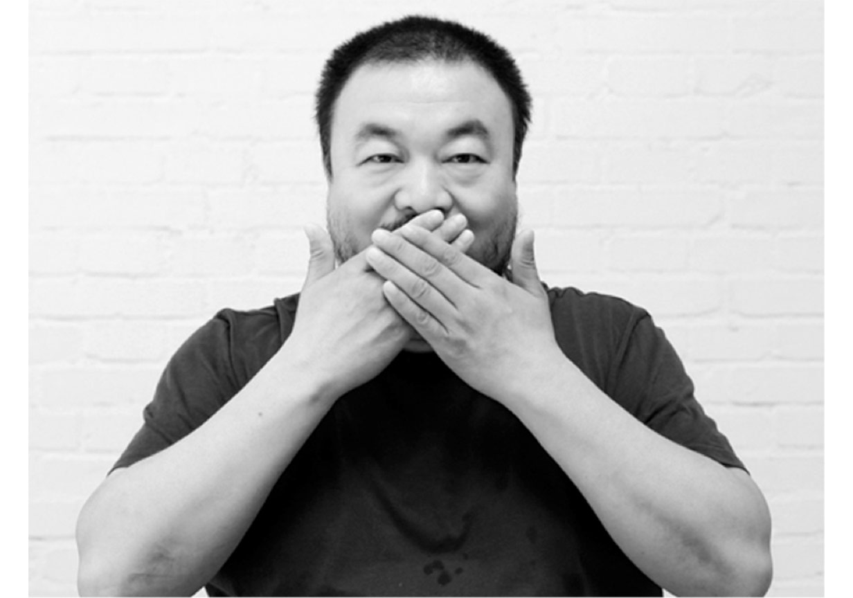 Ai Weiwei Anılarını Bir Kitapta Bir Araya Getiriyor