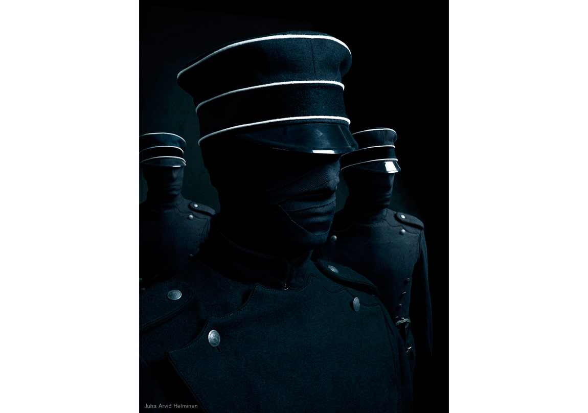 Karanlıkta Görünmez Bir İmparatorluk 