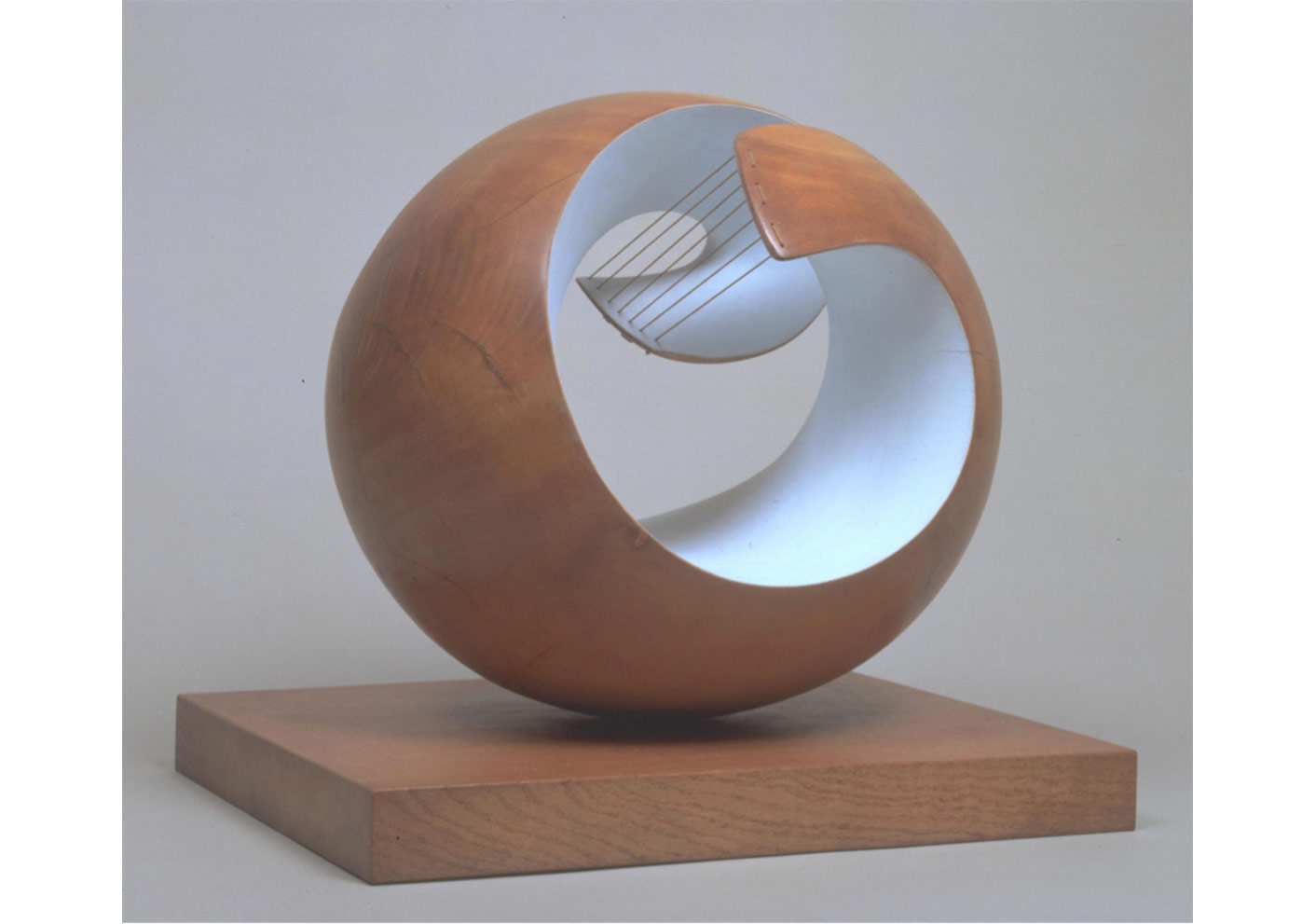 Tate Britain Barbara Hepworth'ü Ağırlıyor