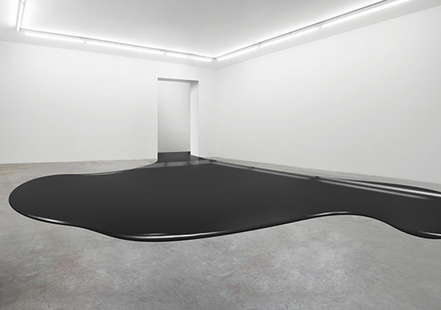 Sürrealizmin Geleneksel Araçlarla Tekrar Yorumu