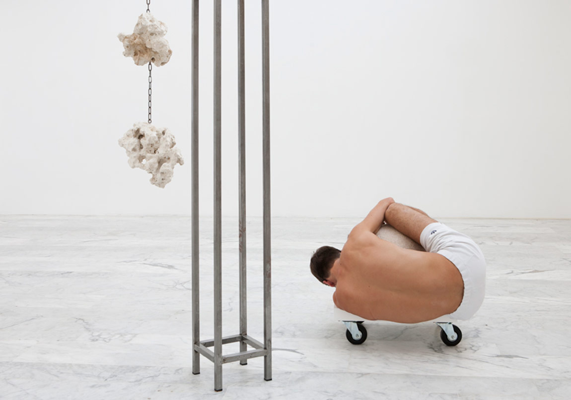 Sürreal Canavarların Dünyası