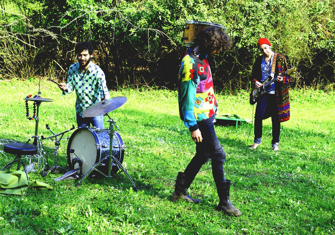 In Hoodies ve Ponza 15 Şubat’ta Sahnede!