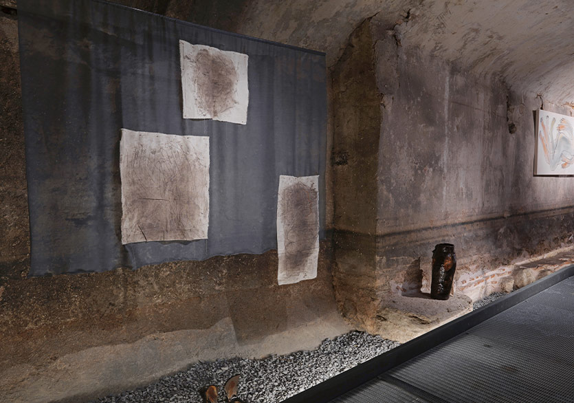 Zeyrek Çinili Hamam’ın Yeni Sanat Programı Anousha Payne Sergisiyle Başladı