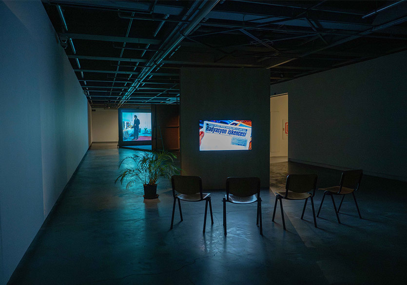 Onur Gökmen’in “Toprakaltı” Sergisi Salt Galata’da