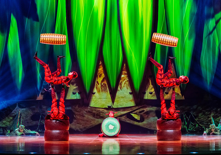 Cirque du Soleil, “OVO” Gösterisiyle Ülker Spor Arena’da