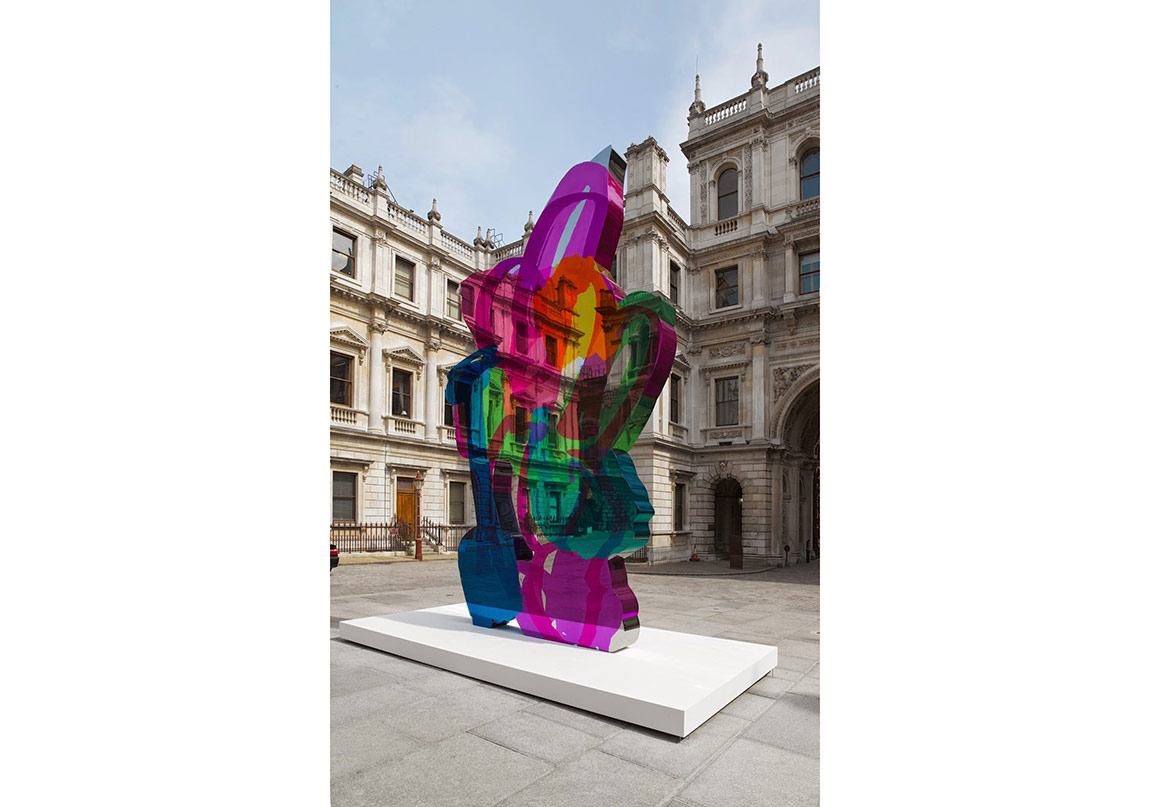 Jeff Koons’tan Sacramento Kings İçin Dev Piglet Heykeli