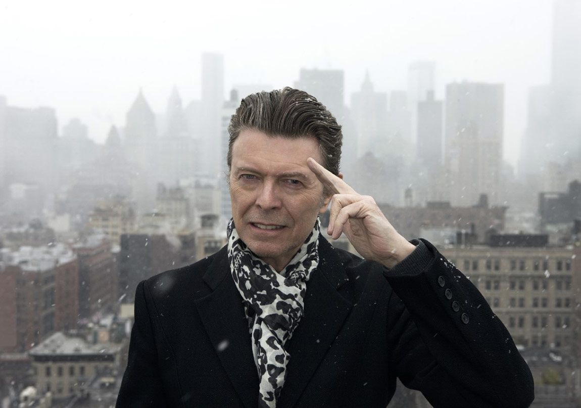 David Bowie Belgeseli Geliyor