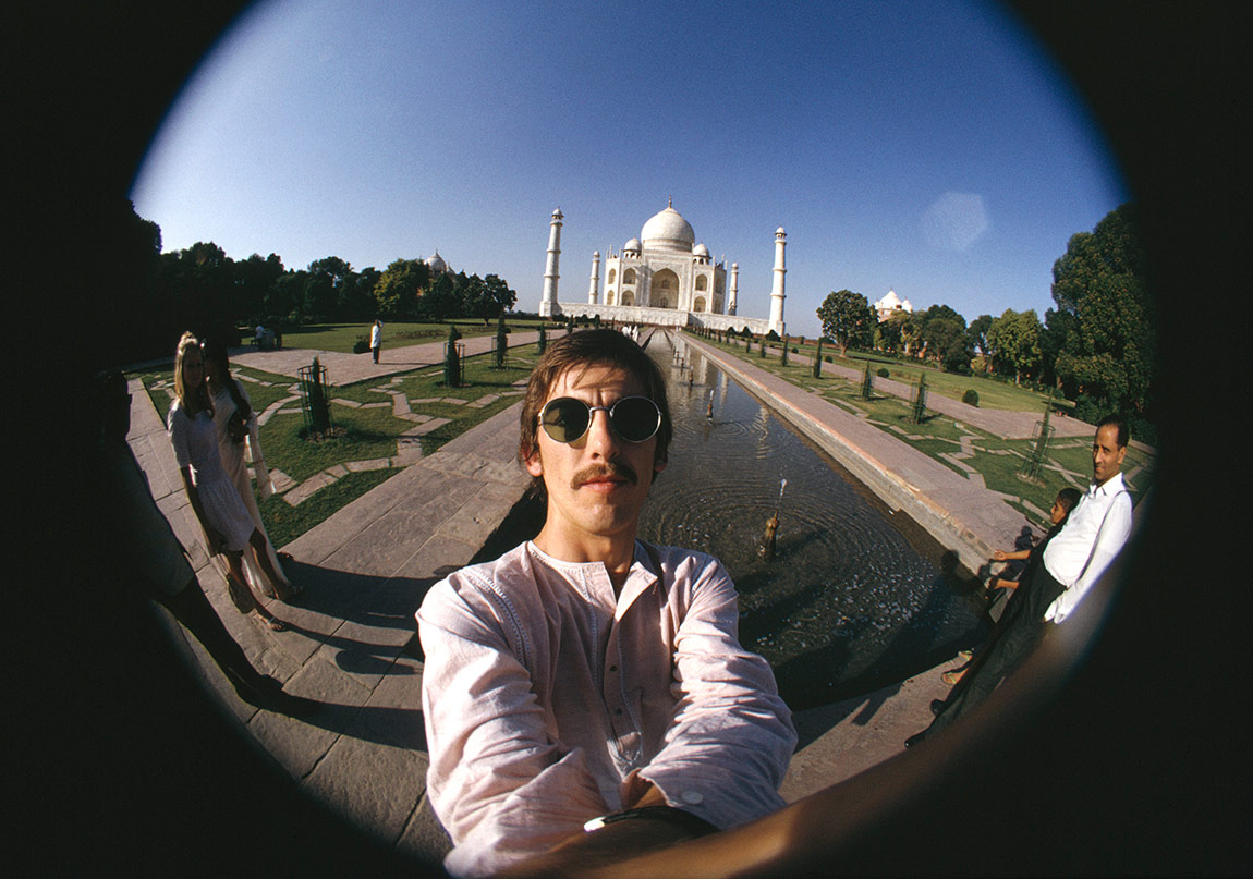 Londra Saatchi Gallery’de Selfie Sergisi