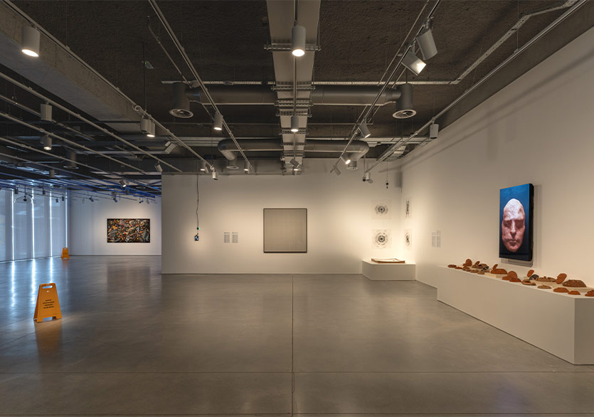 İstanbul Modern’in “Zamansız Meraklar” Sergisi Açıldı